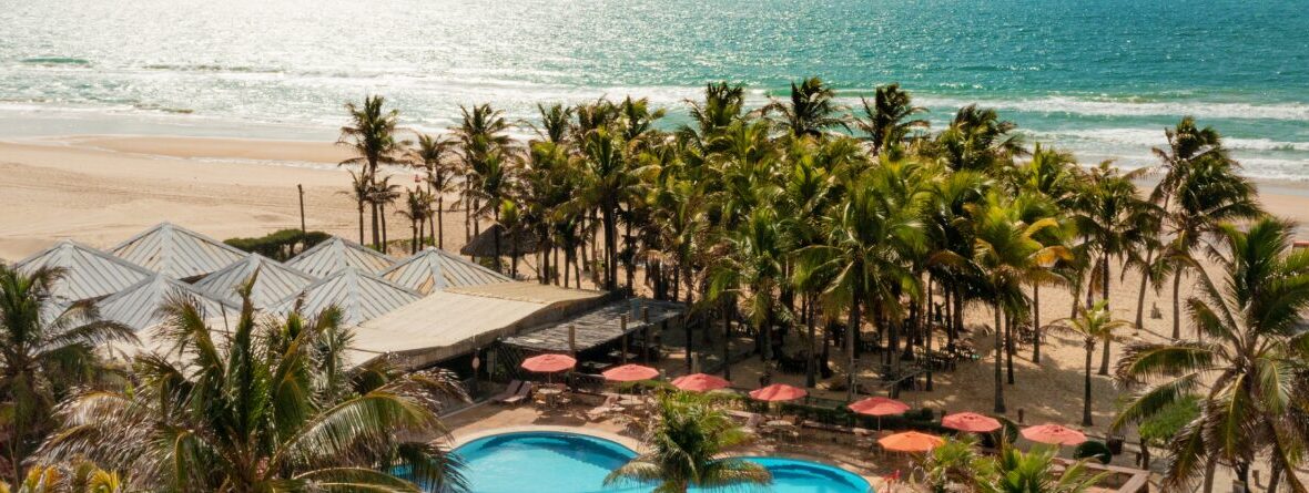 Fachada do Oceani Beach Park Resort